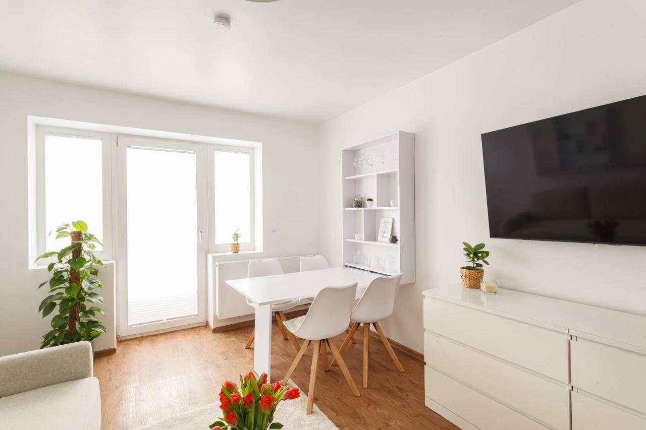Design Apartment / 2 Room / Central / Contactless Check-In Hanovra Exterior foto