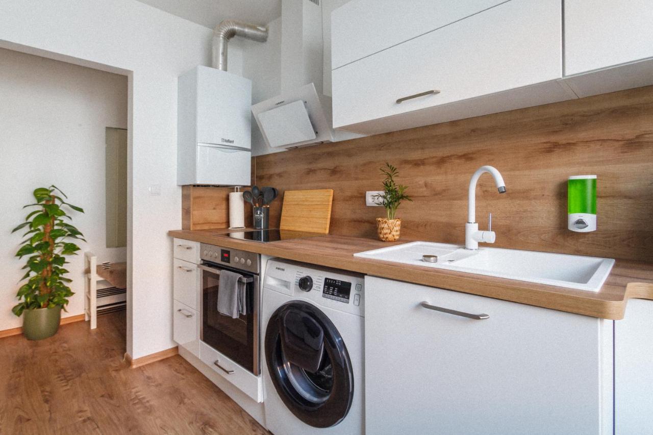 Design Apartment / 2 Room / Central / Contactless Check-In Hanovra Exterior foto
