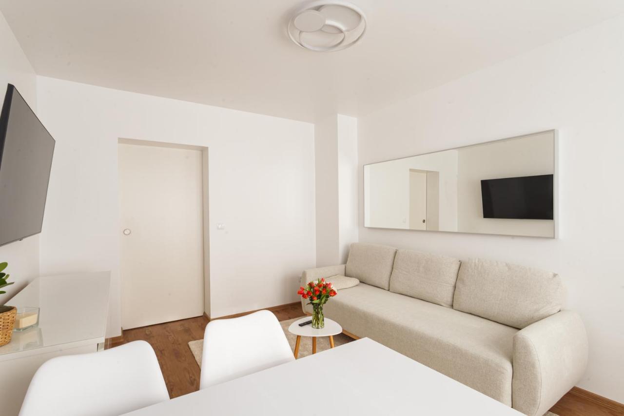 Design Apartment / 2 Room / Central / Contactless Check-In Hanovra Exterior foto