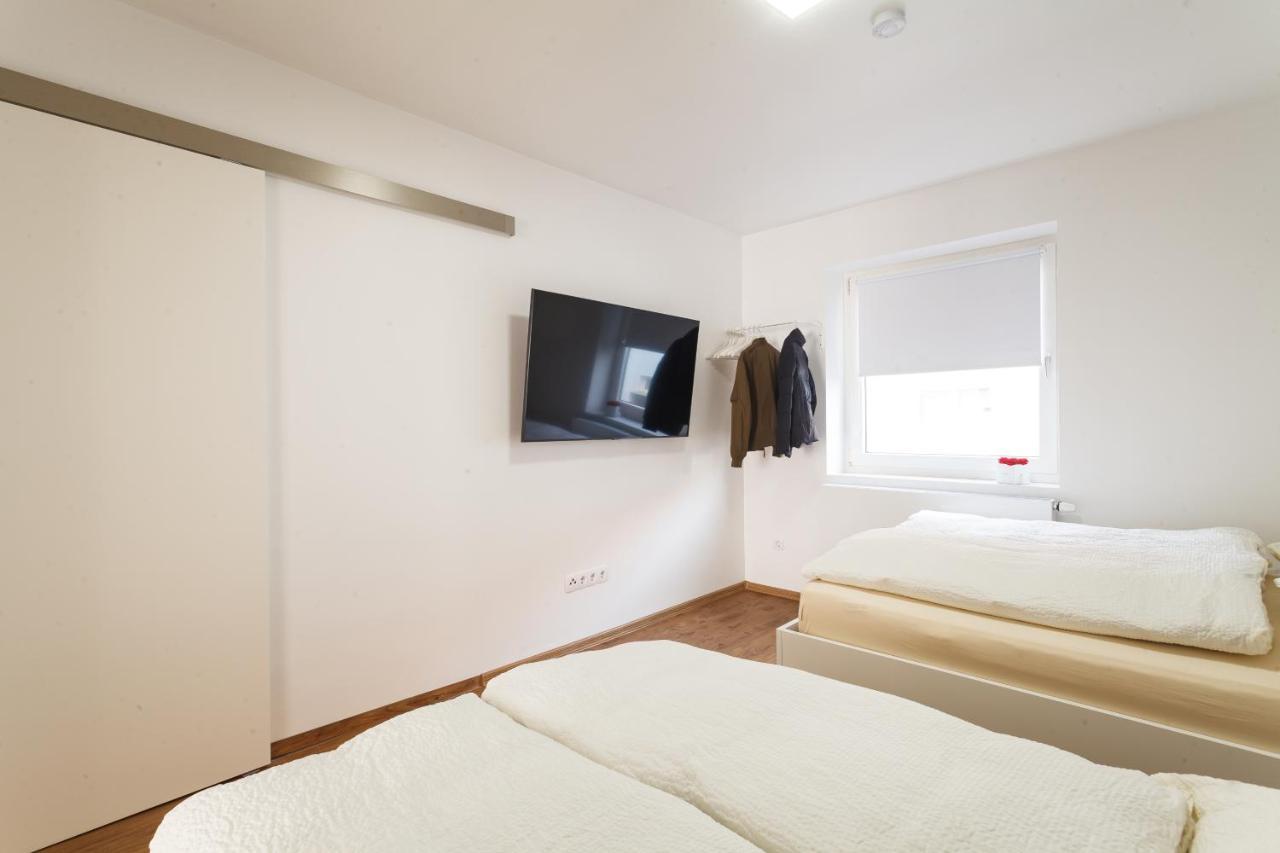 Design Apartment / 2 Room / Central / Contactless Check-In Hanovra Exterior foto